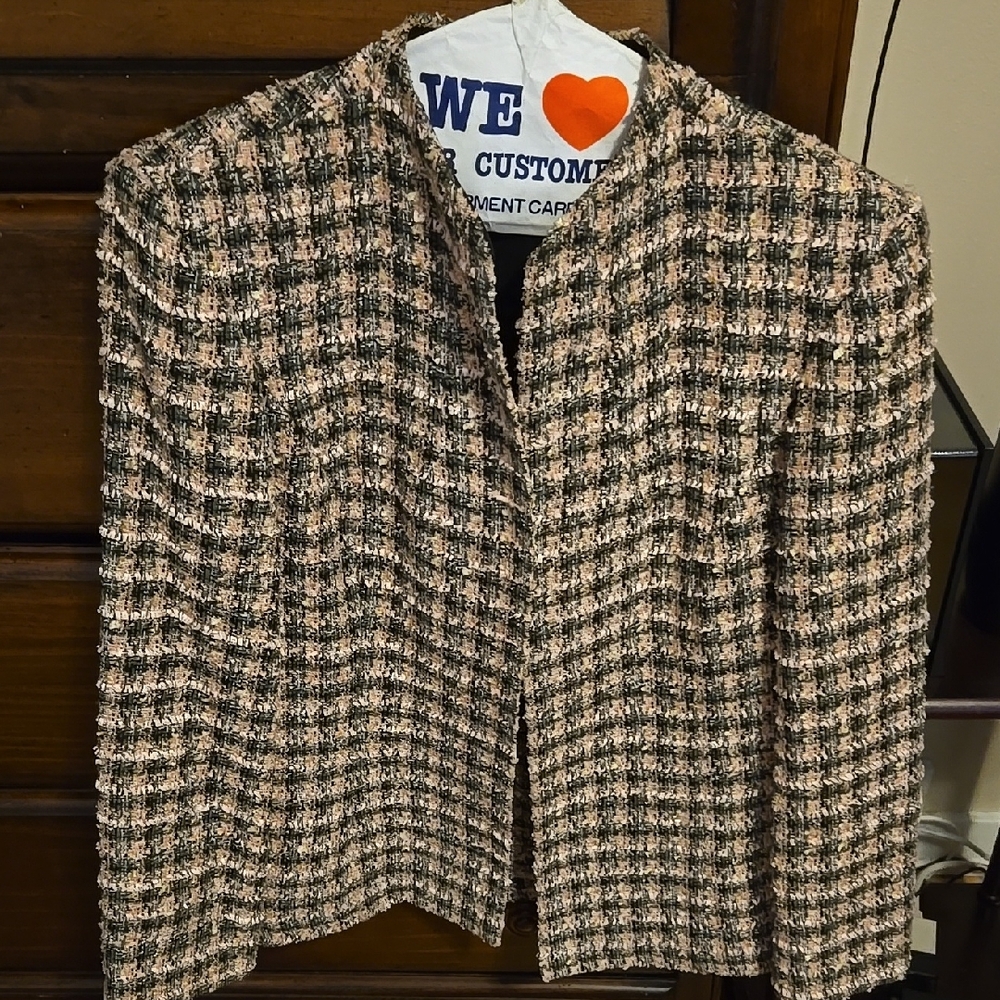 Chic Tweed Women's Jacket - Black and Tan And Pink